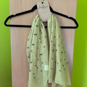 JULEEZE Scarf WITH tags - never worn